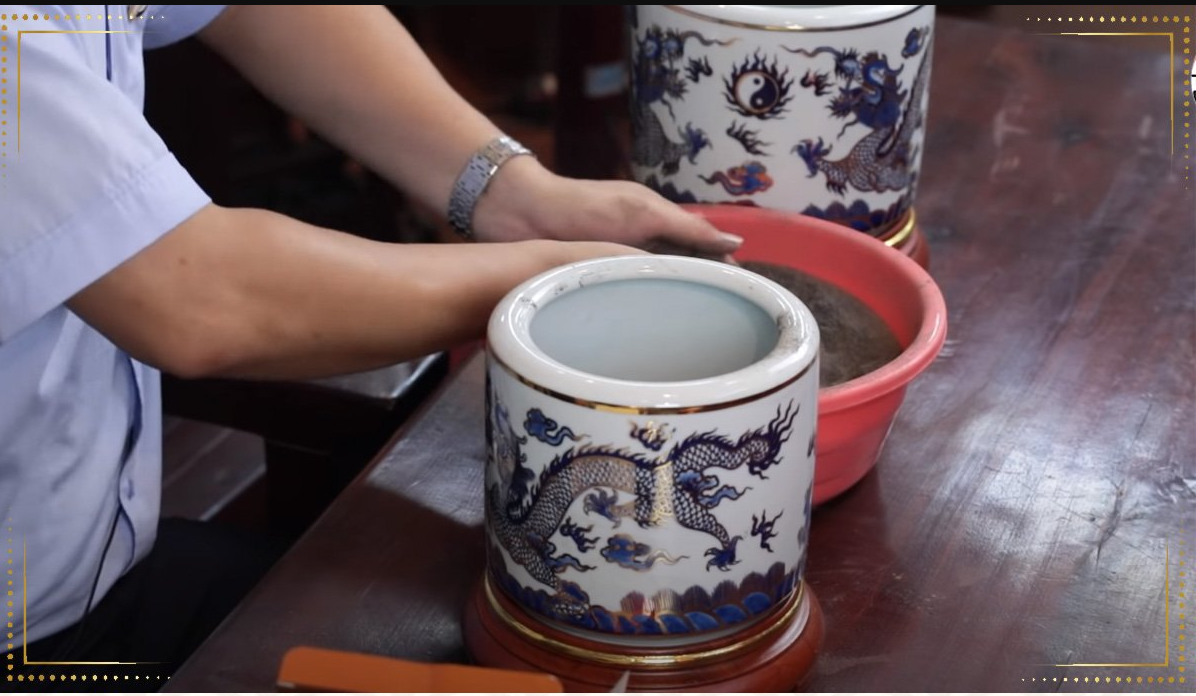 Tại Sao Phải Có Cốt Thất Bảo Khi Bốc Bát Hương Hoặc Lập Ban Thờ?